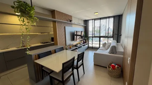 Apartamento com 2 Quartos à venda, 65m² no Estreito, Florianópolis