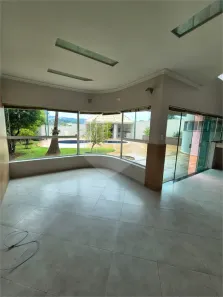 Sobrado com 3 Quartos para alugar, 320m² no Villaggio Capríccio, Louveira