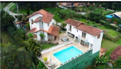 Casa com 6 Quartos à venda, 257m² no Cruzeiro, Teresópolis