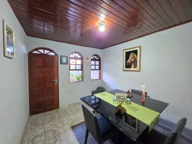 Casa com 3 Quartos à venda, 200m² no Bela Vista, Divinópolis