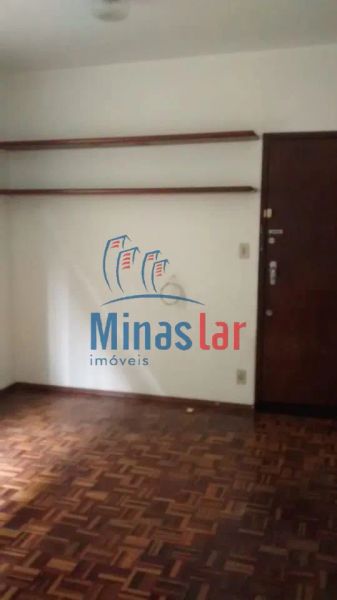 Apartamento com 2 quartos — Sagrada Família, Belo Horizonte