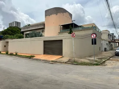 Casa com 4 Quartos à venda, 500m² no Melo, Montes Claros