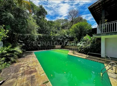Sobrado com 4 Quartos à venda, 380m² no Interlagos, São Paulo