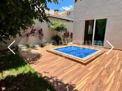 Casa de Condomínio com 3 Quartos à venda, 240m² no Aclimação, Uberlândia