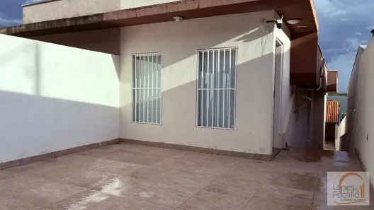Casa com 2 Quartos à venda, 60m² no Jardim Santo Antônio, Atibaia