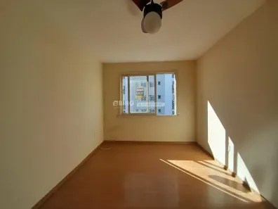 Apartamento com 2 Quartos para alugar, 71m² no Passo da Areia, Porto Alegre