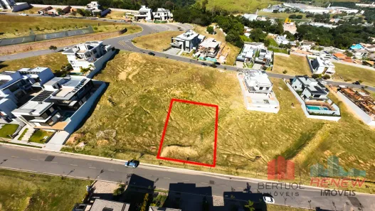 Lote/Terreno à venda, 637m² no Santa Cândida, Vinhedo