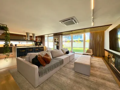 Casa de Condomínio com 3 Quartos à venda, 213m² no Laranjal, Pelotas