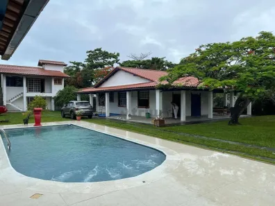 Casa de Condomínio com 4 Quartos à venda, 388m² no Ogiva, Cabo Frio