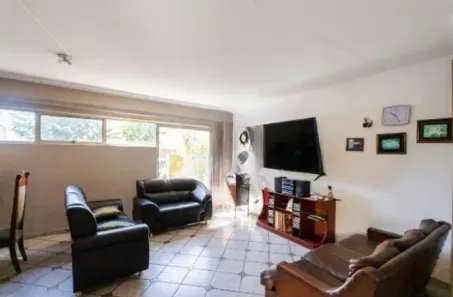 Casa com 3 Quartos para alugar, 221m² no Santa Terezinha, Santo André