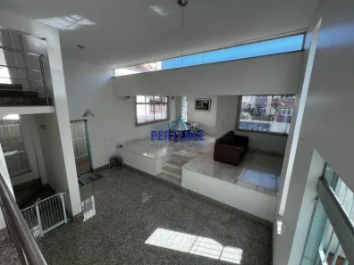 Casa com 4 Quartos à venda, 400m² no Santa Tereza, Belo Horizonte