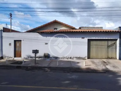Casa com 3 Quartos à venda, 250m² no Vila Santa Rita - 5ª Etapa, Goiânia