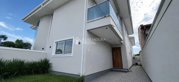 Casa com 3 Quartos para alugar, 138m² no Campeche, Florianópolis