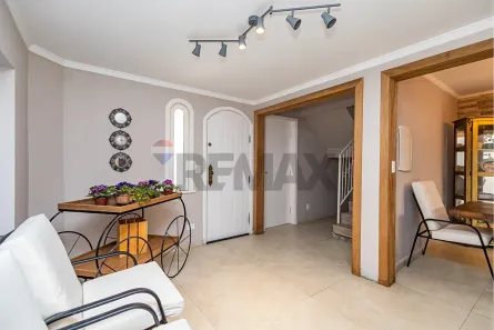 Sobrado com 4 Quartos à venda, 275m² no Jardim das Américas, Curitiba