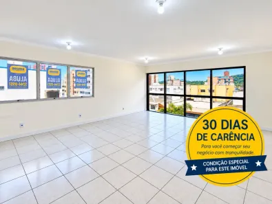 Sala Comercial para alugar, 35m² no Kobrasol, São José