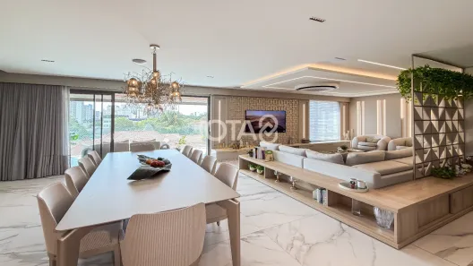 Apartamento com 3 Quartos à venda, 257m² no Batel, Curitiba