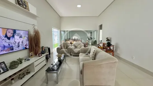 Casa de Condomínio com 3 Quartos à venda, 200m² no Jardins Valência, Goiânia