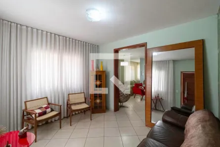 Casa com 4 Quartos à venda, 361m² no Heliópolis, Belo Horizonte