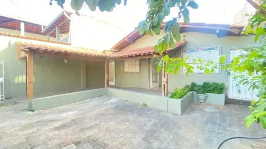Casa com 3 Quartos à venda, 220m² no Conjunto Celso Machado, Belo Horizonte