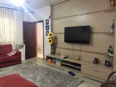 Sobrado com 3 Quartos à venda, 114m² no Vila Rica, Pindamonhangaba