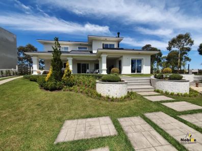 Casa de Condomínio com 4 Quartos à venda, 420m² no São Ciro, Caxias do Sul