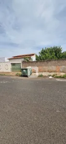 Lote/Terreno à venda, 300m² no Segismundo Pereira, Uberlândia