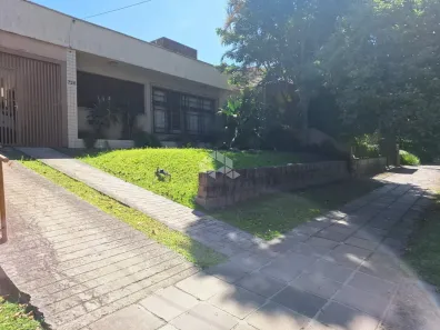 Casa com 4 Quartos à venda, 244m² no Vila Assunção, Porto Alegre