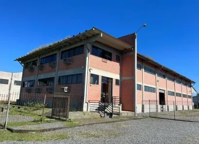 Galpão/Depósito/Armazém para alugar, 1200m² no Porto Grande, Araquari