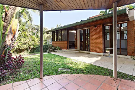 Casa de Condomínio com 5 Quartos à venda, 310m² no Parque do Morumbi, São Paulo