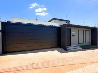 Casa com 3 Quartos à venda, 142m² no Residencial Aquarius I, Campo Grande