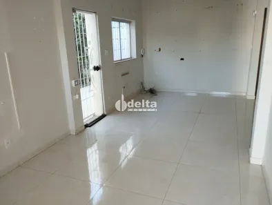 Ponto Comercial com 5 Quartos à venda, 208m² no Tabajaras, Uberlândia
