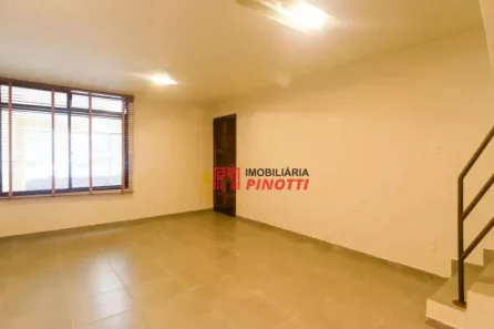Sobrado com 2 Quartos à venda, 180m² no Rudge Ramos, São Bernardo do Campo