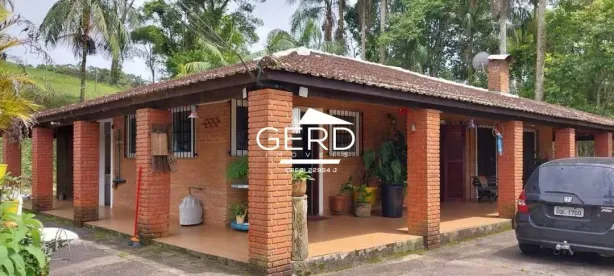 Fazenda/Sítio com 3 Quartos à venda, 318m² no Jardim das Palmeiras, Juquitiba