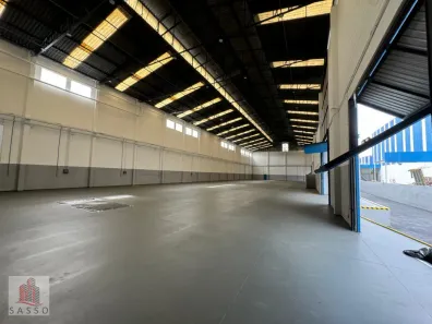 Galpão/Depósito/Armazém para alugar, 2790m² no Parque Santo Agostinho, Guarulhos