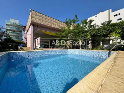 Casa com 3 Quartos para alugar, 349m² no Vila Valqueire, Rio de Janeiro