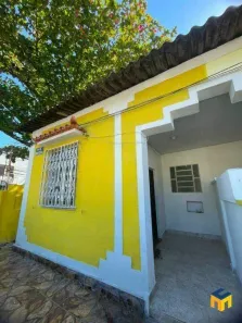 Casa com 2 Quartos para alugar, 50m² no Bangu, Rio de Janeiro
