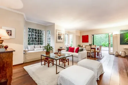 Casa com 4 Quartos à venda, 331m² no Vila Tramontano, São Paulo