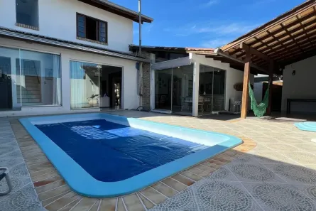 Casa com 4 Quartos à venda, 235m² no Campeche, Florianópolis