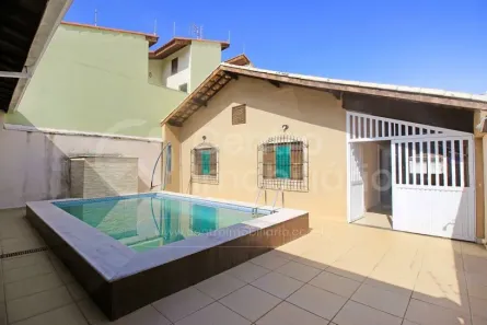 Casa com 3 Quartos à venda, 179m² no , Peruíbe