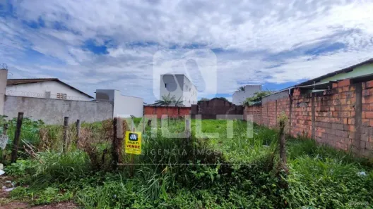Lote/Terreno com 1 Quarto à venda, 300m² no Shopping Park, Uberlândia