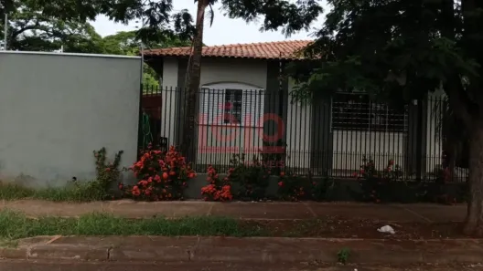 Casa com 3 Quartos à venda, 100m² no Vila Morangueira, Maringá