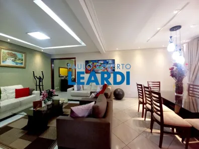 Sobrado com 7 Quartos à venda, 395m² no Jordanópolis, Arujá