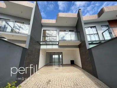 Sobrado com 3 Quartos à venda, 135m² no Costa e Silva, Joinville