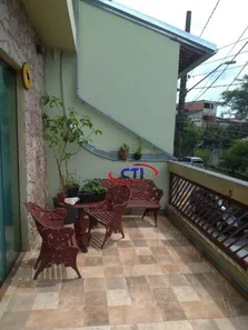 Sobrado com 4 Quartos à venda, 225m² no Jardim Guapituba, Mauá