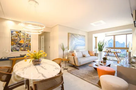 Apartamento com 2 Quartos à venda, 87m² no Três Figueiras, Porto Alegre