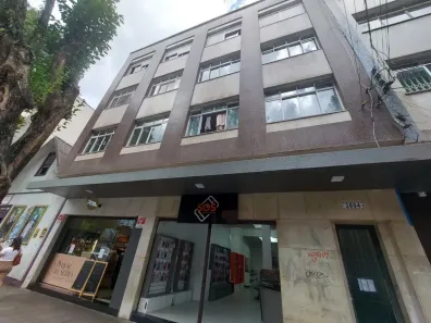 Apartamento com 2 Quartos para alugar, 70m² no Pio X, Caxias do Sul