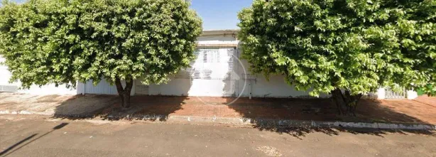 Casa com 3 Quartos à venda, 226m² no Jardim Jacy, Campo Grande