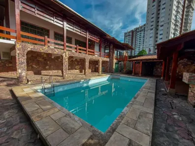 Sobrado com 4 Quartos à venda, 1100m² no Aleixo, Manaus