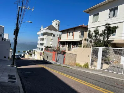 Casa com 4 Quartos à venda, 280m² no Coqueiros, Florianópolis