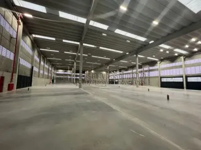 Galpão/Depósito/Armazém para alugar, 2273m² no Centro, Osasco